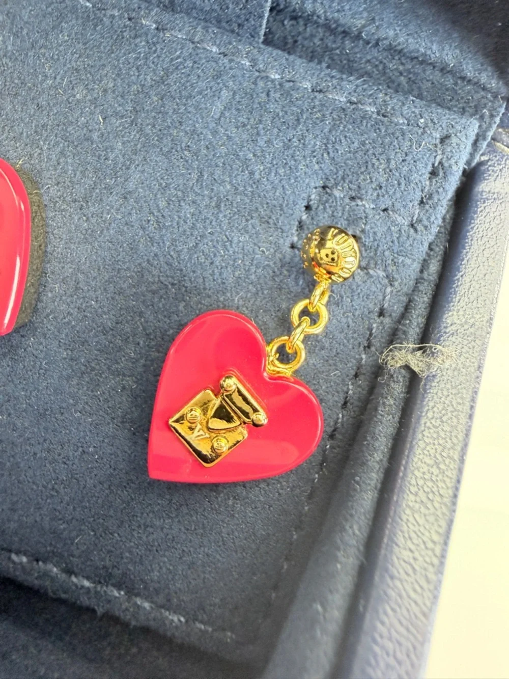 Louis Vuitton Lock Me Heart Earrings Pomme D'Amour